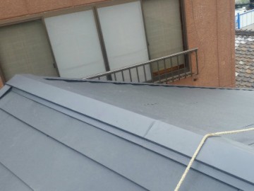 屋根カバー工事