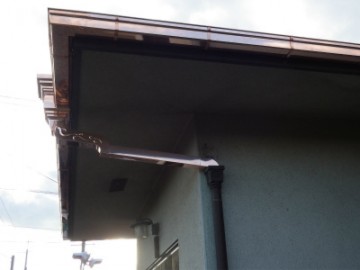 樋架け替え工事