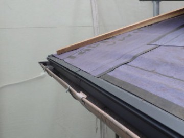 屋根カバー工事