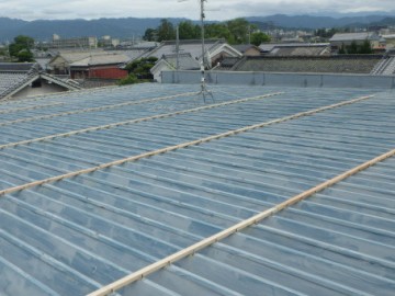 屋根カバー工事
