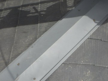 棟板金固定工事