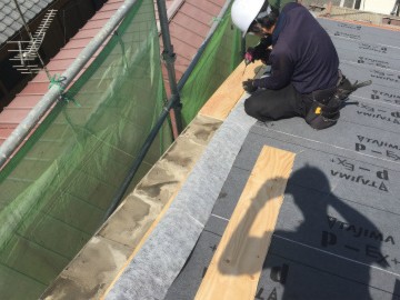 屋根葺き替え工事