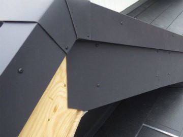 屋根葺き替え工事