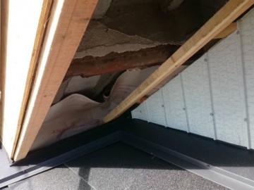 屋根葺き替え工事