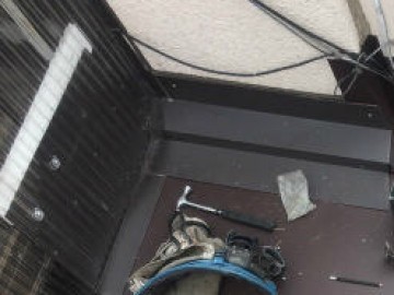 屋根カバー工事