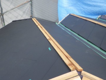 屋根カバー工事