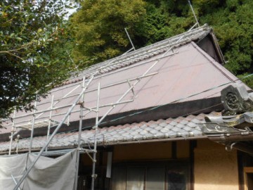 屋根カバー工事