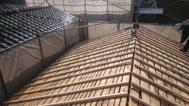 屋根葺き替え工事