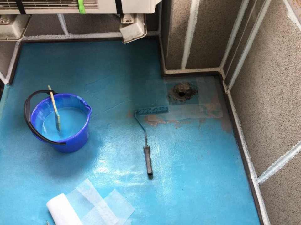 ベランダメッシュウレタン防水工事