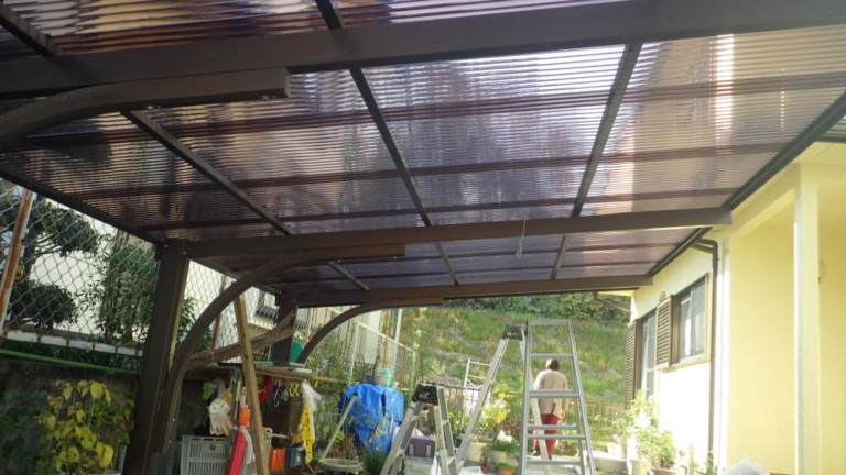 ポリカ屋根張替工事