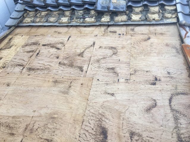 屋根葺き替え工事