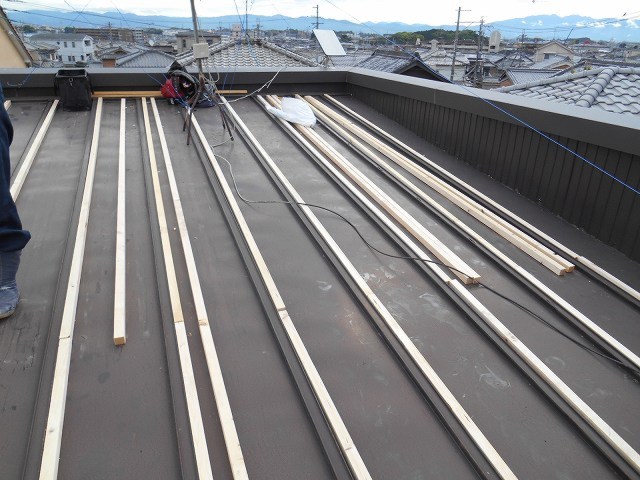 屋根カバー工事