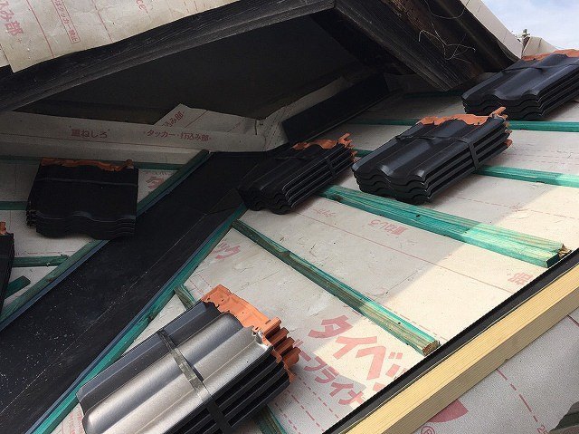 屋根葺き替え工事