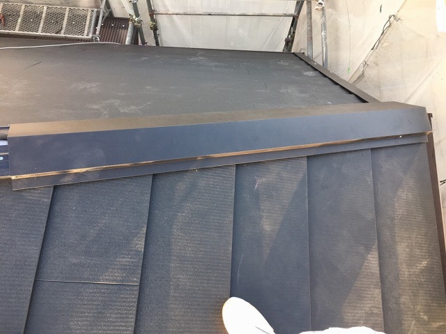 屋根カバー工事
