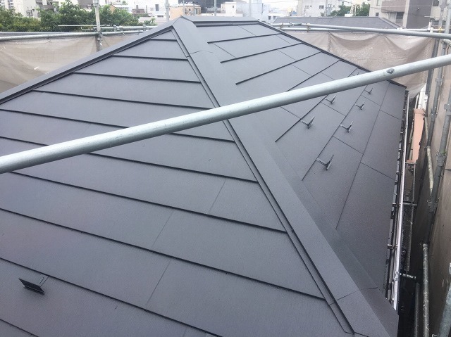 屋根カバー工事