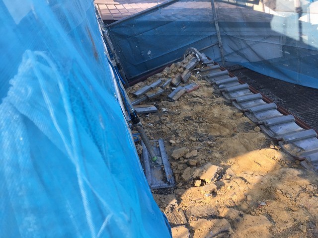 屋根葺き替え工事
