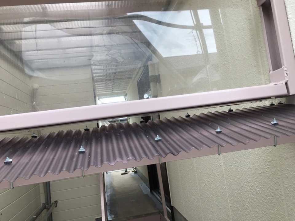 波板張替工事