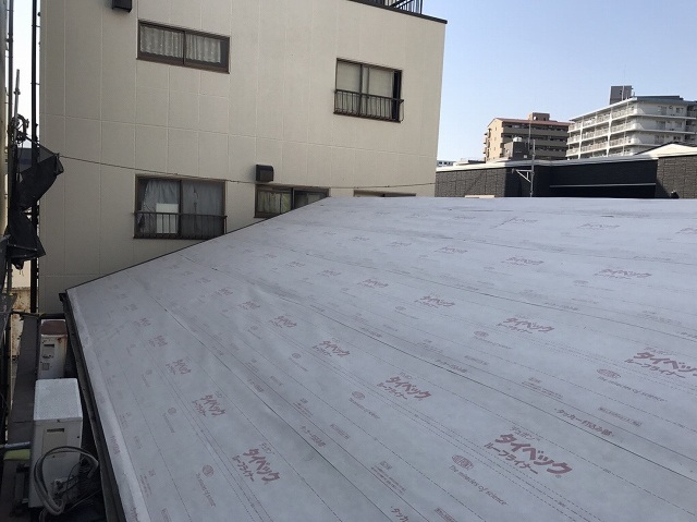 屋根葺き替え工事