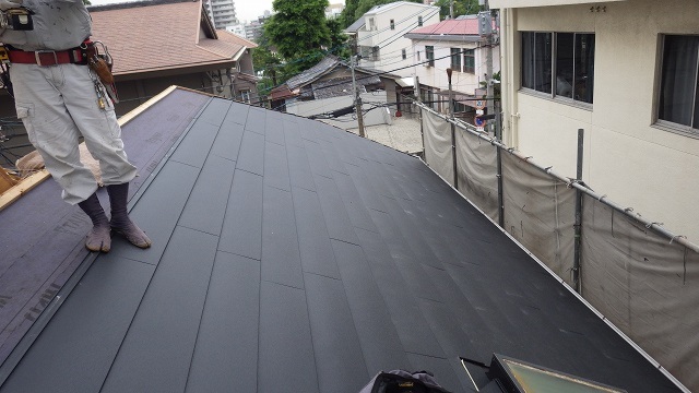 屋根カバー工事