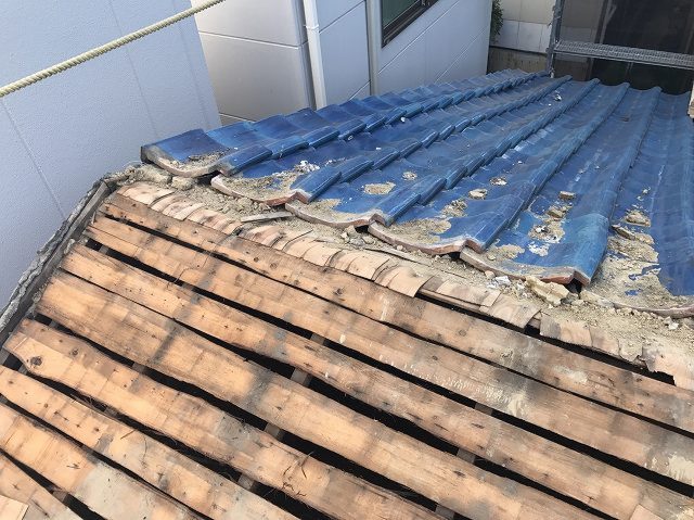 屋根葺き替え工事