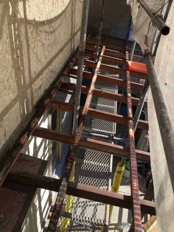 波板張替工事