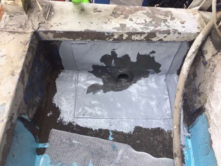 メッシュウレタン防水工事