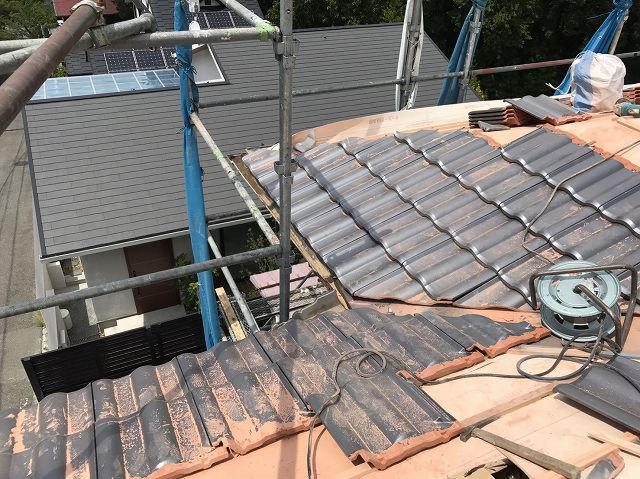 屋根葺き替え工事