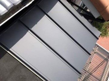 屋根カバー工事　カラーベスト⇒タテヒラ