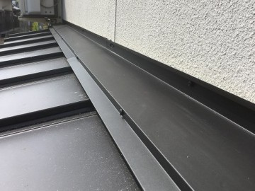 屋根カバー工事