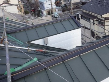 屋根カバー工事
