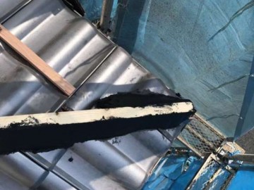 屋根葺き替え工事
