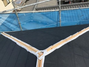 屋根葺き替え工事