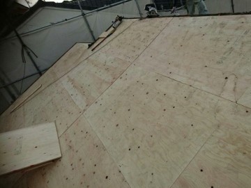 屋根カバー工事