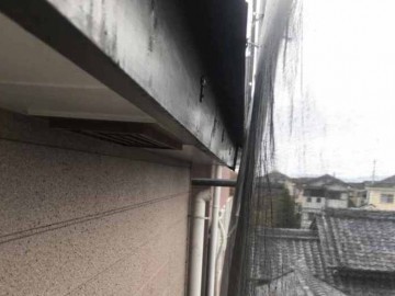 樋掛け替え工事
