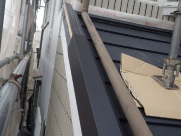 屋根カバー工事