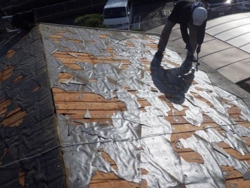 タテヒラ葺き替え工事
