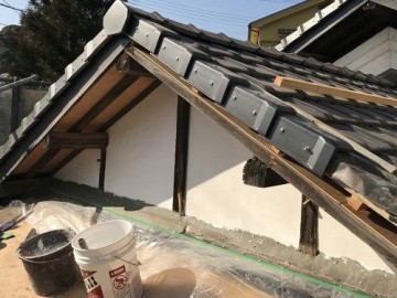 漆喰補修工事