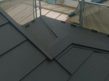 屋根葺き替え工事