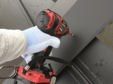 屋根カバー工事