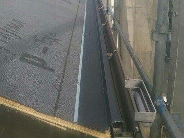 屋根葺き替え工事