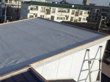 屋根カバー工事