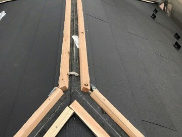 屋根カバー工事