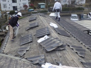 タテヒラ葺き替え工事