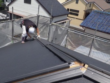 屋根カバー工事