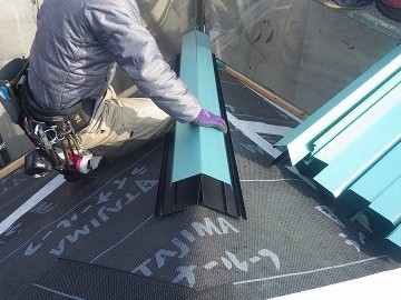 屋根カバー工事