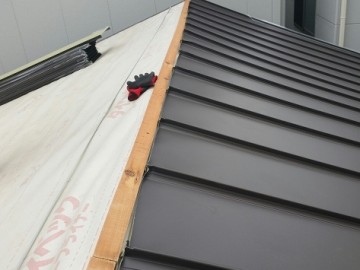 屋根葺き替え工事