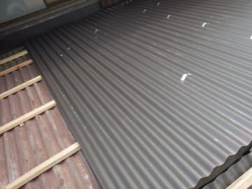 屋根カバー工事