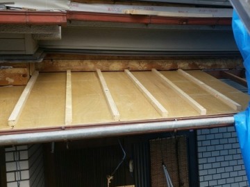 屋根葺き替え工事
