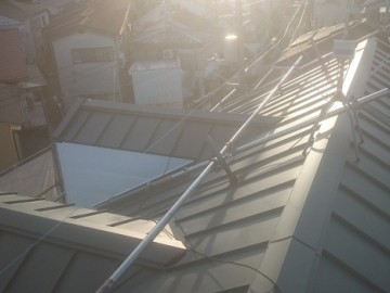 屋根カバー工事