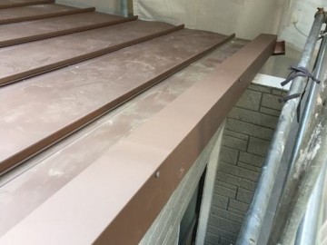 屋根カバー工事　カラーベスト⇒タテヒラ